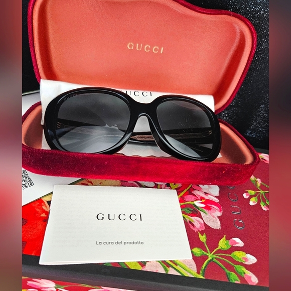 Gucci  interlocking GG logo  Oversized sunglasses - Picture 1 of 10